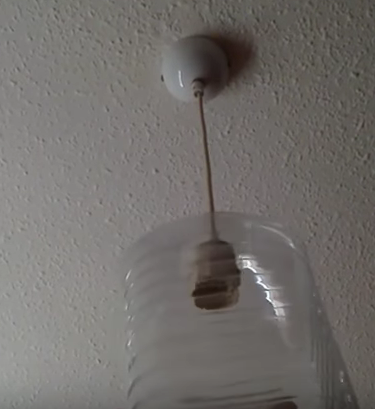 Lámpara de reciclaje